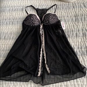 Jessica Simpson lingerie